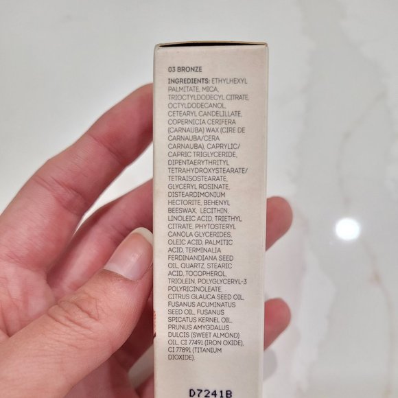 Nude By Nature TOUCH OF GLOW HIGHLIGHT STICK IN 03 BRONZE - Picture 11 of 12